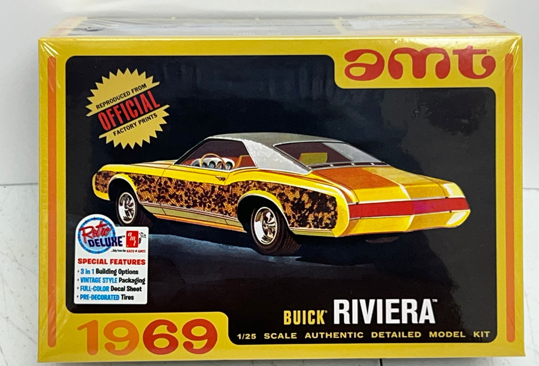 AMT # 1486 1969 Buick Riviera