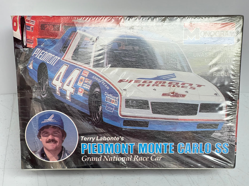 Monogram #44 Piedmont Airlines Monte Carlo SS - discontinued kit