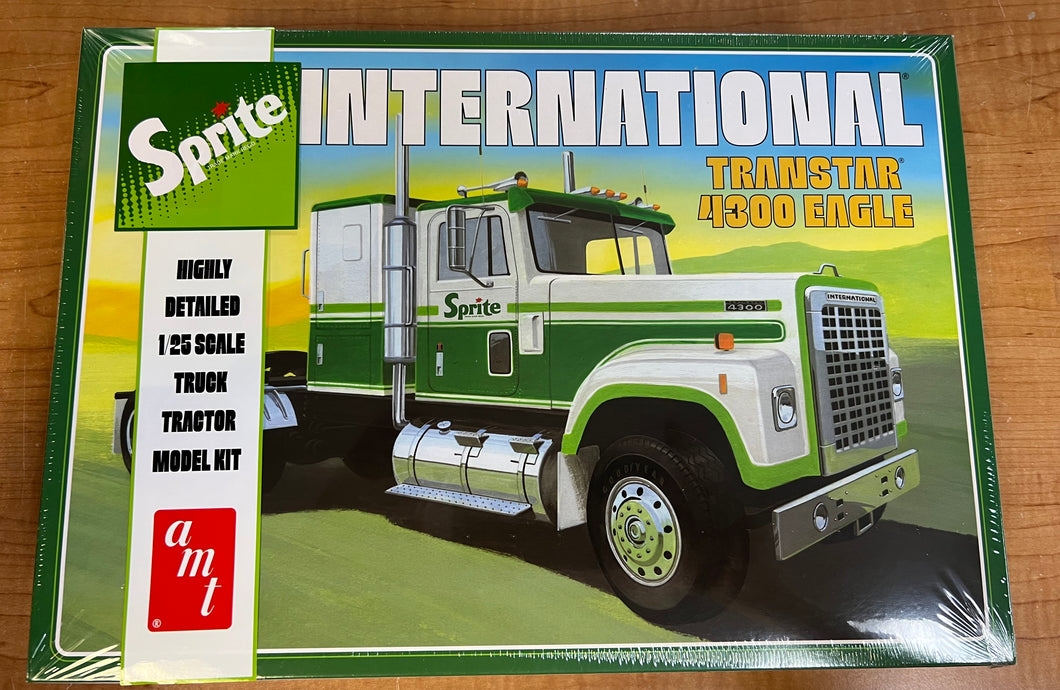 AMT #1394  1/25 scale IH Transtar 4300 Sprite edition