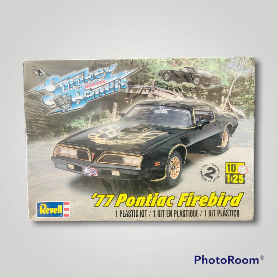 Revell ‘77 Pontiac Firebird Smokey and the Bandit