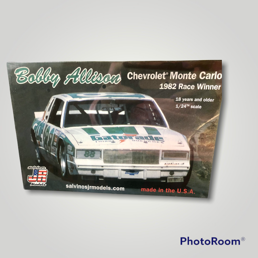 Salvino JR Models 1/25 Scale Bobby Allison 1971 Dodge Charger NASCAR Model Car Kit