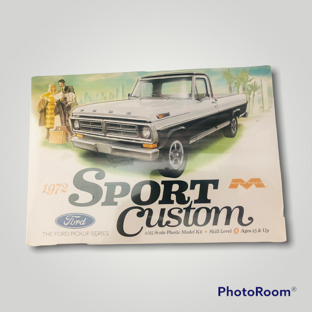 Moebius 1972 Ford Sport Custom Pickup