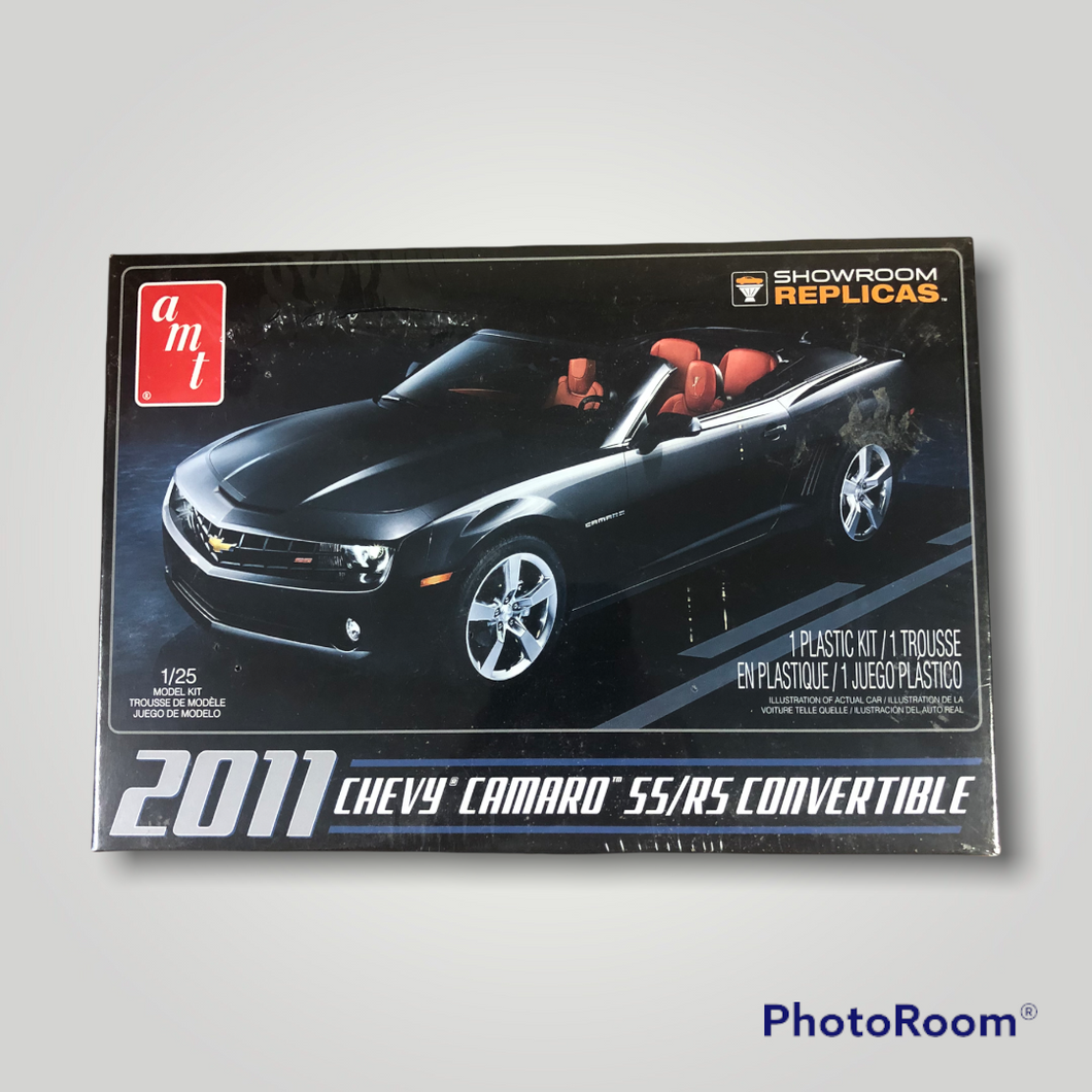 AMT 2011 Chevy Camaro SS/RS Convertible 1/25