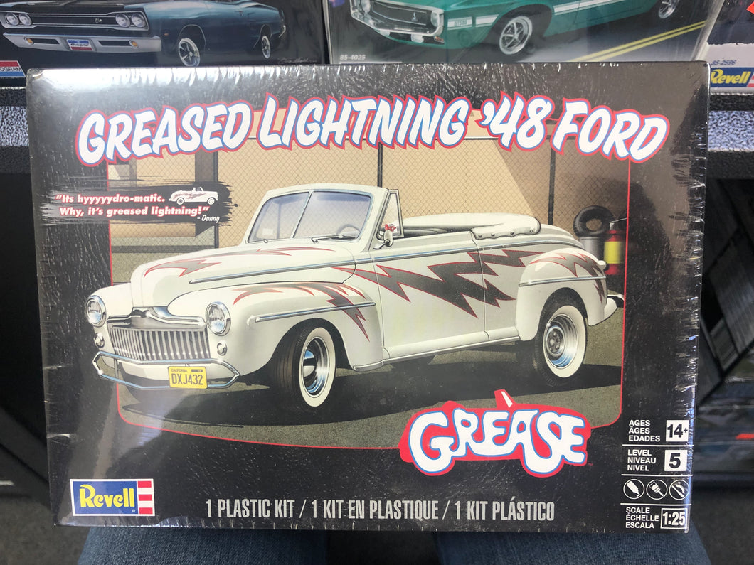 Revell Greased Lightning ‘48 Ford