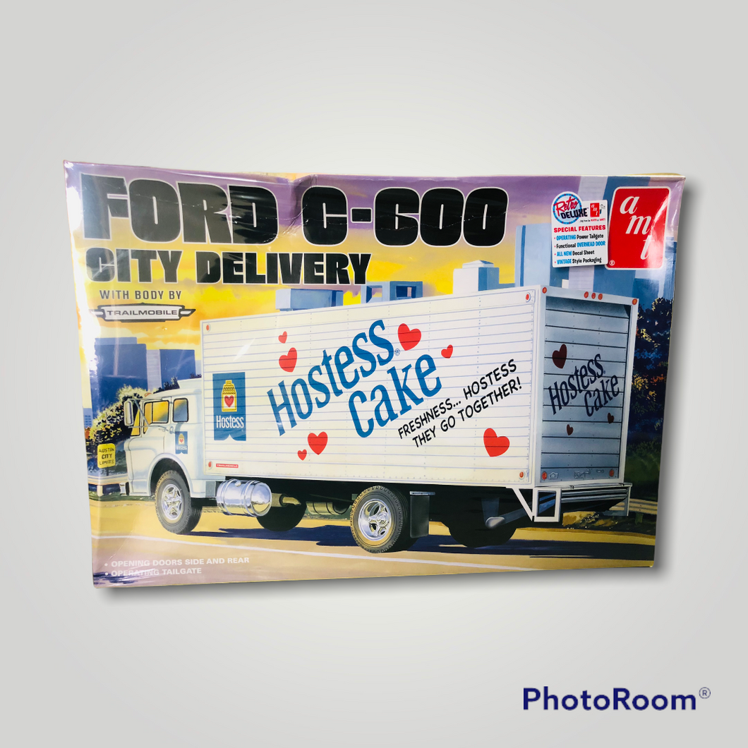 AMT Ford C-600 Hostess City Delivery