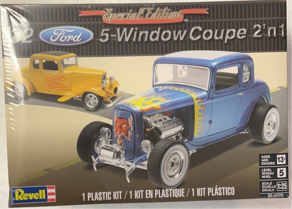 Revell 32 Ford 5 window coupe #4228