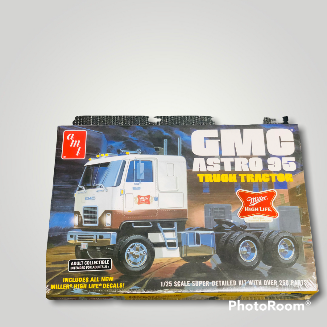 AMT GMC Astro 95 Truck Tractor