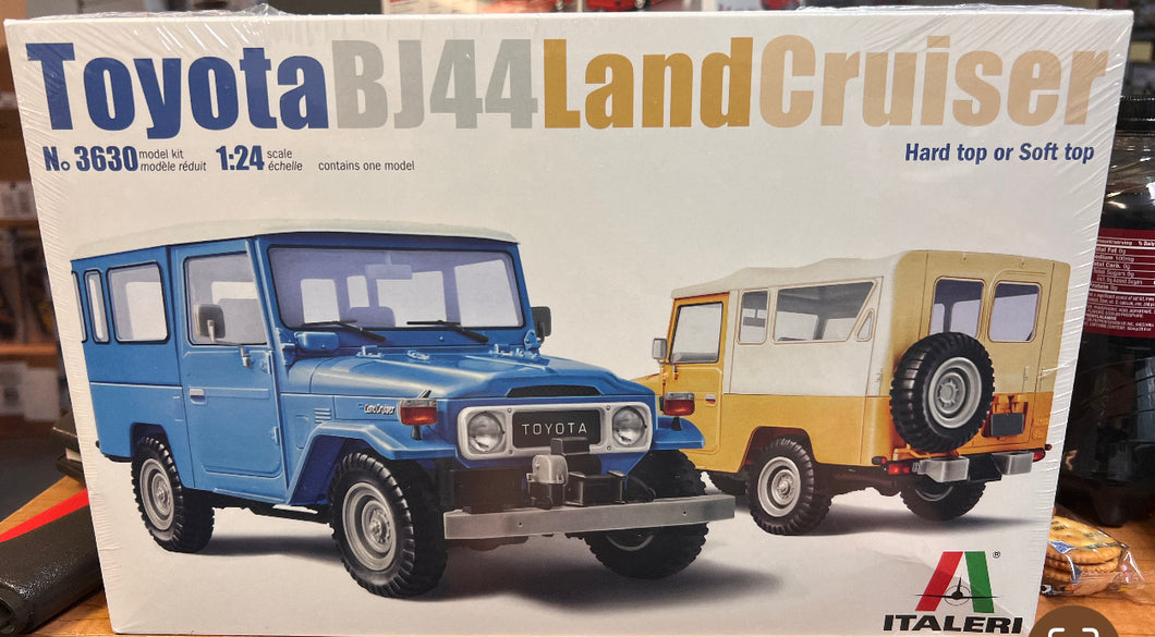 Italeri #3630 1/24 scale Toyota BJ44 Landcruiser